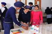 Guru Nanak Dev Academy-Chemistry Lab
